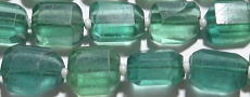 グリーンフローライトタンブルカット10*7mm / 天然石(パワーストーン)ラフロックビーズ